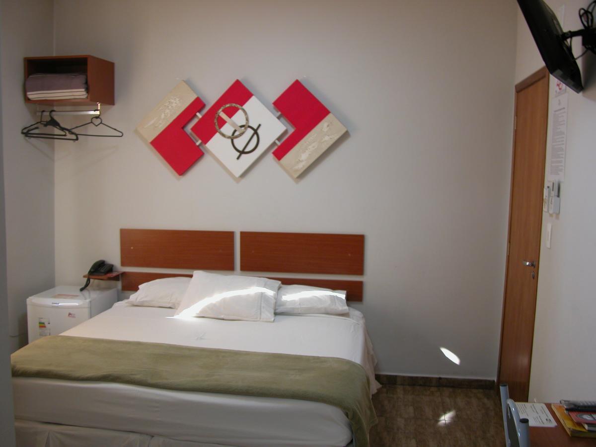 Hotel Avenida Tupa ภายนอก รูปภาพ